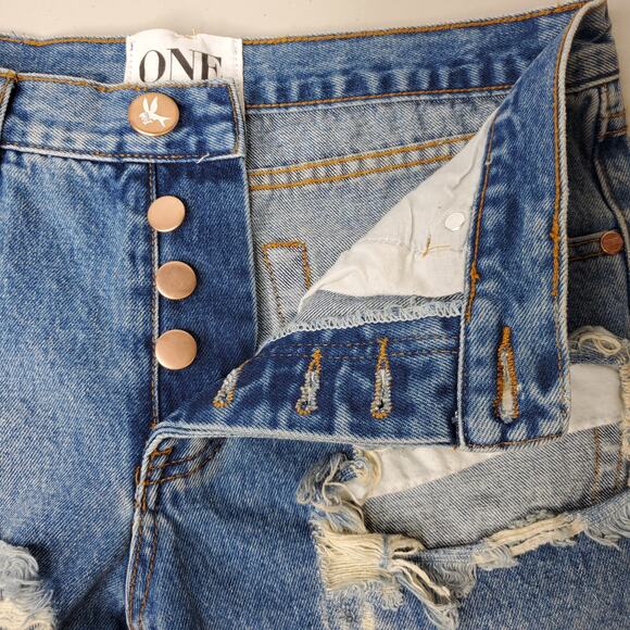 ONE by One Teaspoon Women's Chargers Distressed Shorts Sz 24 Relaxed Button Fly - Picture 4 of 9